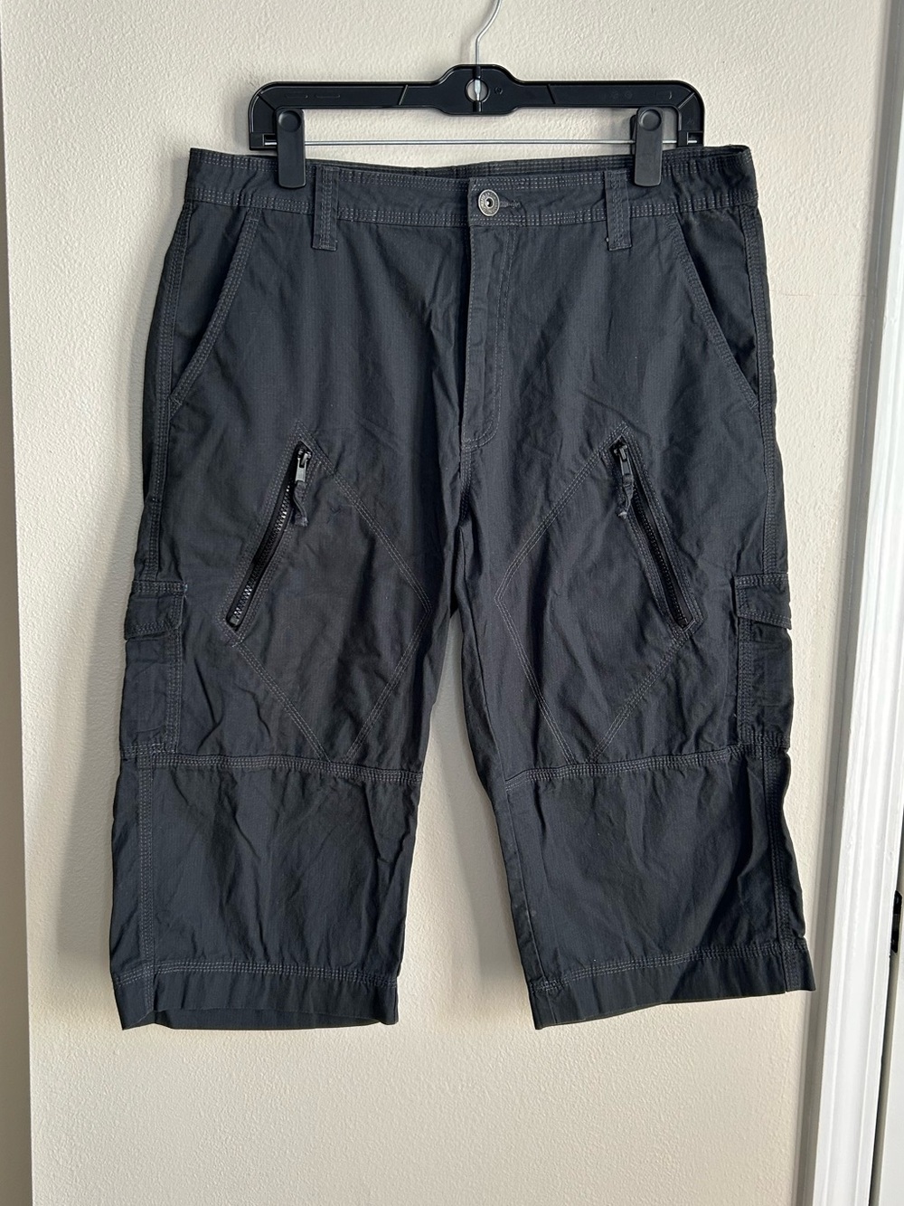 INC International Concepts Cargo Shorts Mens 36 W Grey Zip Pocket Utility Short